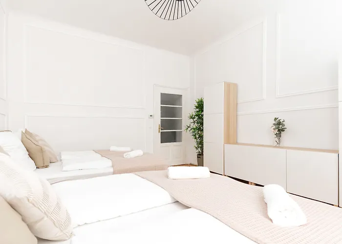 Designer Near Schoenbrunn Апартаменти